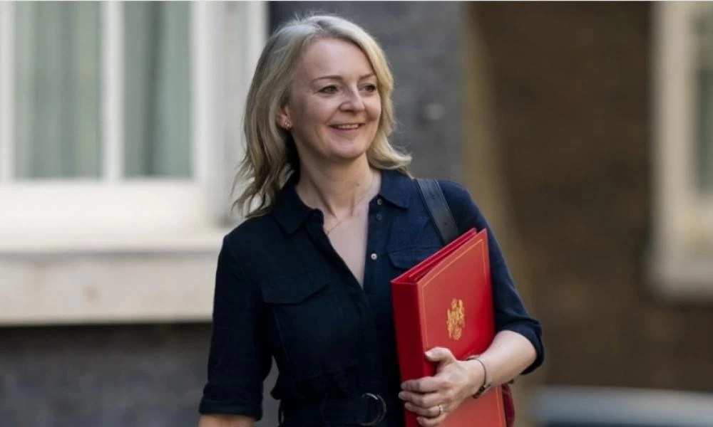 Brexit: Η Βρετανίδα υπουργός Εξωτερικών Λις Τρας αναλαμβάνει τις διαπραγματεύσεις